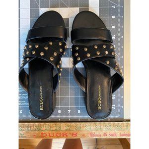 BCBGeneration Womens Dana Black Leather Studded Sandals Flat Slip On Size 9B